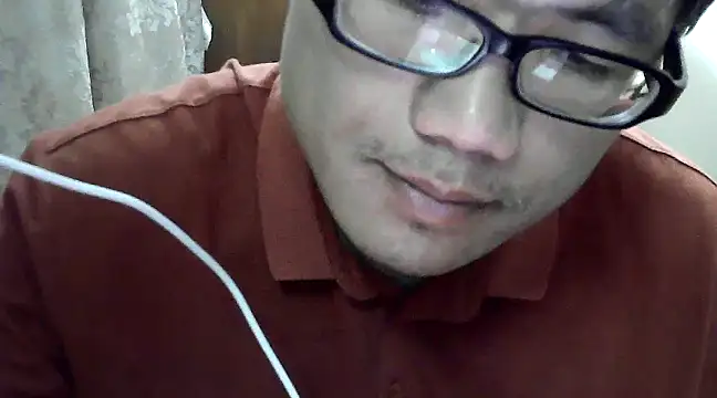 Snapshot of findagirlfriend chatting on 02.01.25 findagirlfriend online show from 02.01.25