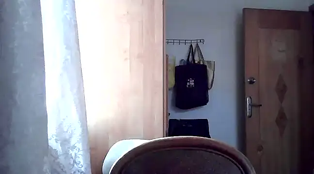 Snapshot of findagirlfriend chatting on 02.18.25 findagirlfriend online show from 02.18.25