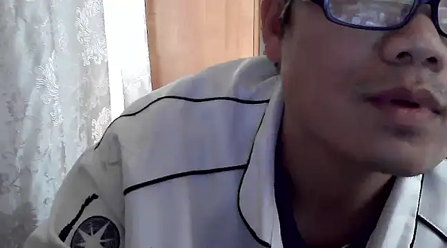 Snapshot of findagirlfriend chatting on 02.22.25 findagirlfriend online show from 02.22.25