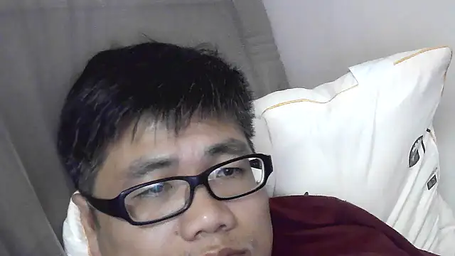 Snapshot of findagirlfriend chatting on 03.06.25 findagirlfriend online show from 03.06.25