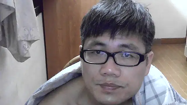 Snapshot of findagirlfriend chatting on 03.08.25 findagirlfriend online show from 03.08.25