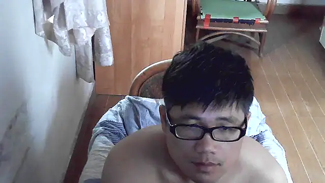 Snapshot of findagirlfriend chatting on 03.15.25 findagirlfriend online show from 03.15.25