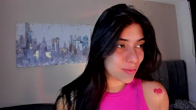 Snapshot of dakotaa__ chatting on 02.15.25 dakotaa online show from 02.15.25