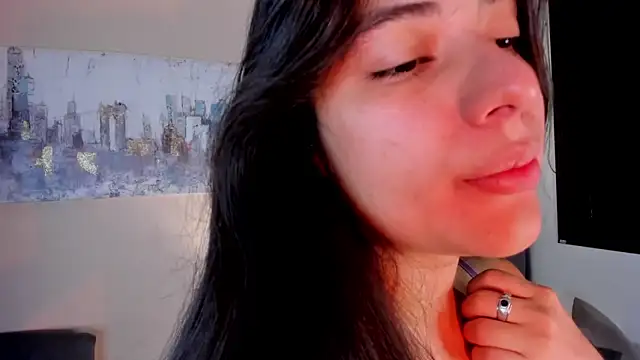 Snapshot of dakotaa__ chatting on 03.10.25 dakotaa online show from 03.10.25