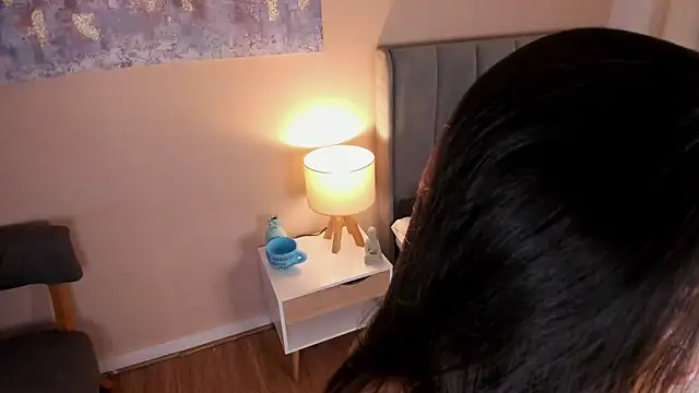 Snapshot of dakotaa__ chatting on 09.18.25 dakotaa online show from 09.18.25