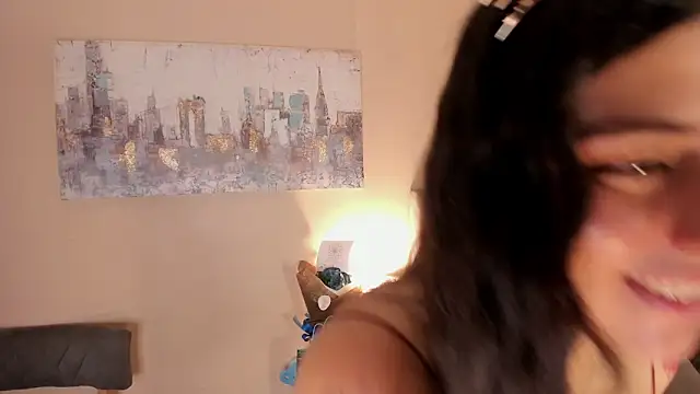 Snapshot of dakotaa__ chatting on 10.23.25 dakotaa online show from 10.23.25