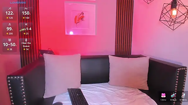 Nahiajhonson  online show from 12.04.25