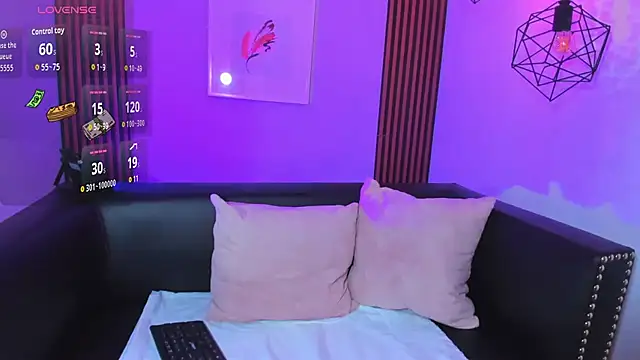 Nahiajhonson  online show from 01.08.26