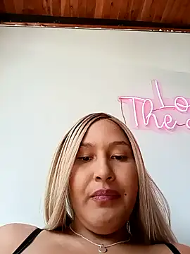 SamaraJay1 online show from 12.25.24