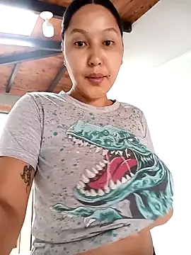 SamaraJay1 online show from 04.15.26