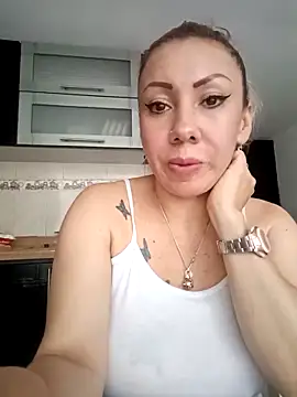 coral smitth online show from 02.22.25