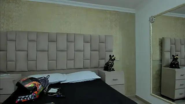 EmmaTorres  online show from 02.10.25