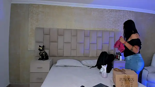 EmmaTorres  online show from 03.12.25