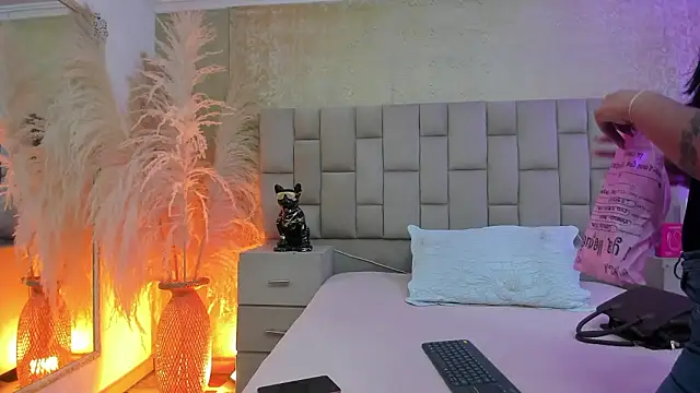 EmmaTorres  online show from 01.17.26