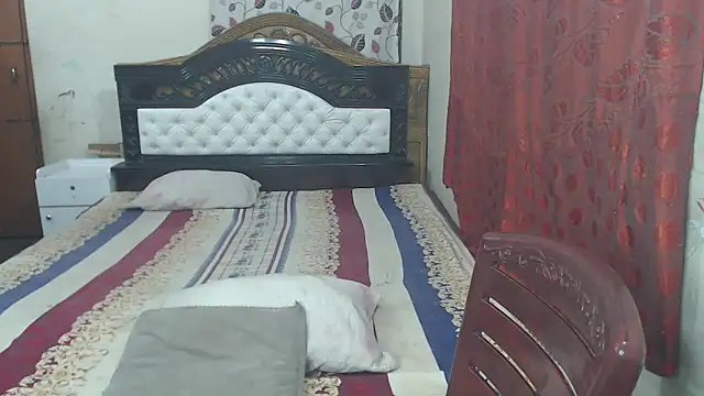 Snapshot of mariyaqueen chatting on 11.02.25 mariyaqueen online show from 11.02.25