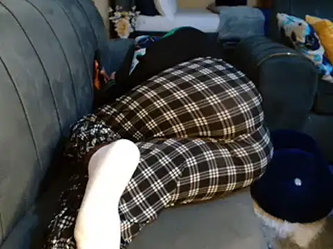 Snapshot of leslysexygirl chatting on 03.21.25 leslysexygirl online show from 03.21.25