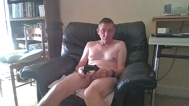 Snapshot of Jaimma45 chatting on 10.20.25 Jaimma45 online show from 10.20.25