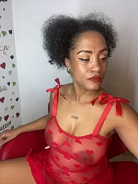 Snapshot of AdelaHaneix chatting on 02.12.26 AdelaHaneix online show from 02.12.26