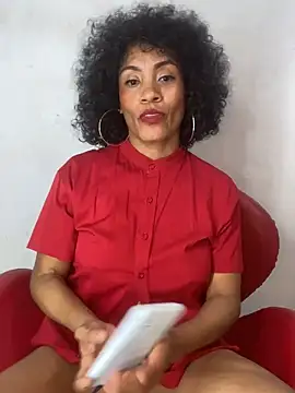 Snapshot of AdelaHaneix chatting on 02.24.26 AdelaHaneix online show from 02.24.26