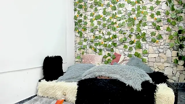 Pandora gu online show from 12.13.24