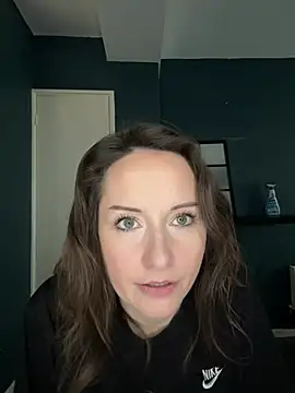 Snapshot of EmmaXXX666 chatting on 02.21.25 EmmaXXX666 online show from 02.21.25