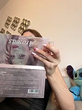 RaquelleDevon online show from 03.13.25