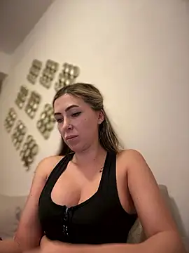 RaquelleDevon online show from 01.07.26