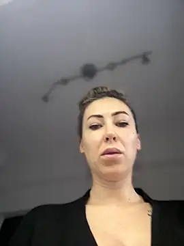 RaquelleDevon online show from 01.15.26