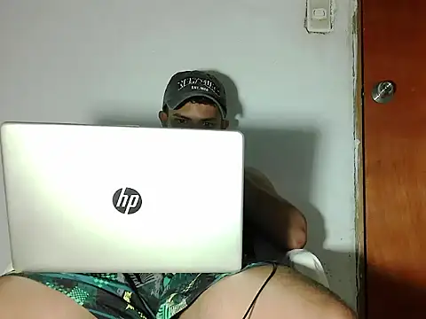 Latinsex2501 online show from 06.22.26