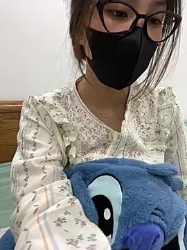 Snapshot of Lilisa_miu chatting on 12.28.24 Lilisa miu online show from 12.28.24