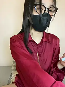 Snapshot of Lilisa_miu chatting on 02.12.25 Lilisa miu online show from 02.12.25