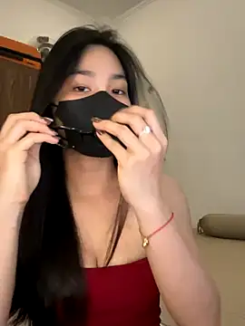 Snapshot of Lilisa_miu chatting on 10.14.25 Lilisa miu online show from 10.14.25