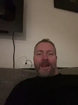 Snapshot of Rockburg chatting on 12.21.24 Rockburg online show from 12.21.24