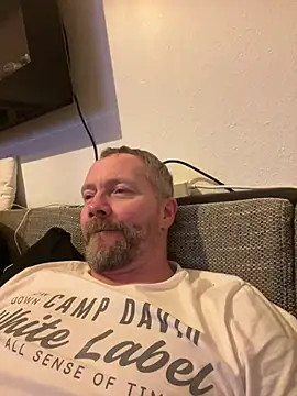 Snapshot of Rockburg chatting on 12.24.24 Rockburg online show from 12.24.24