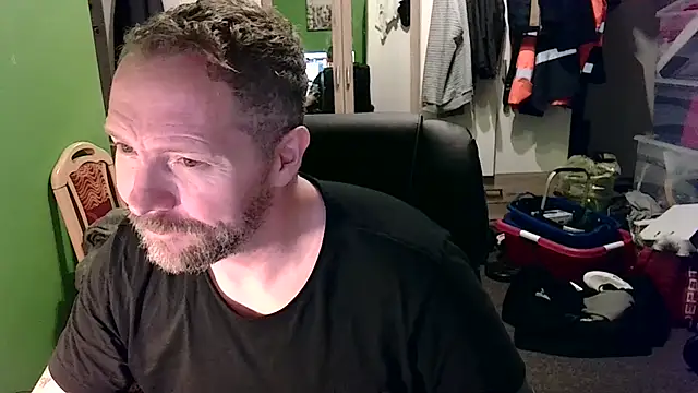 Snapshot of Rockburg chatting on 01.02.25 Rockburg online show from 01.02.25