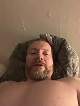 Snapshot of Rockburg chatting on 02.05.25 Rockburg online show from 02.05.25