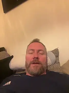 Snapshot of Rockburg chatting on 03.07.25 Rockburg online show from 03.07.25