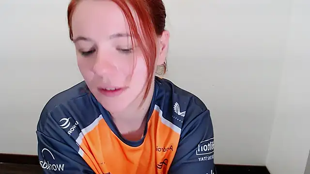 Snapshot of Sun_Alexia chatting on 10.27.25 Sun Alexia online show from 10.27.25