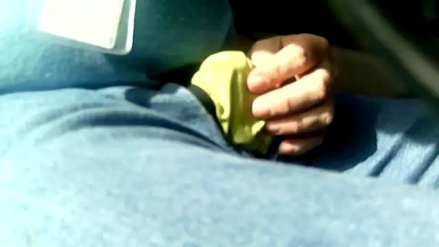 Snapshot of Policeman20742 chatting on 12.13.24 Policeman20742 online show from 12.13.24