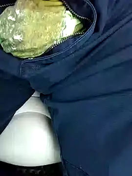 Snapshot of Policeman20742 chatting on 02.10.25 Policeman20742 online show from 02.10.25