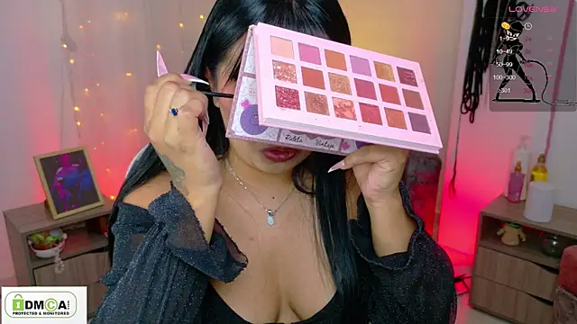Miss scarllet  online show from 05.19.26