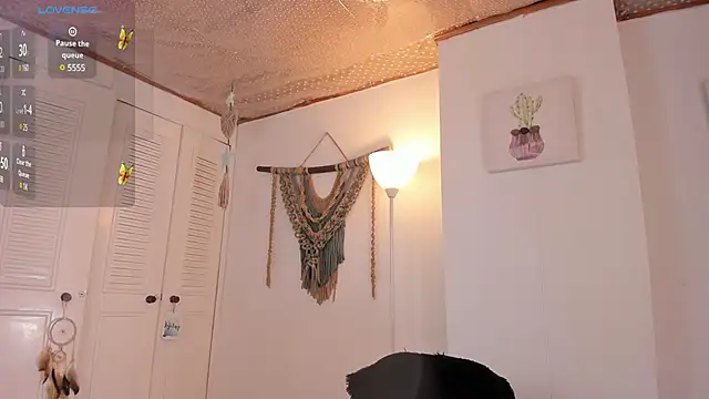 anaruiz  online show from 01.14.25