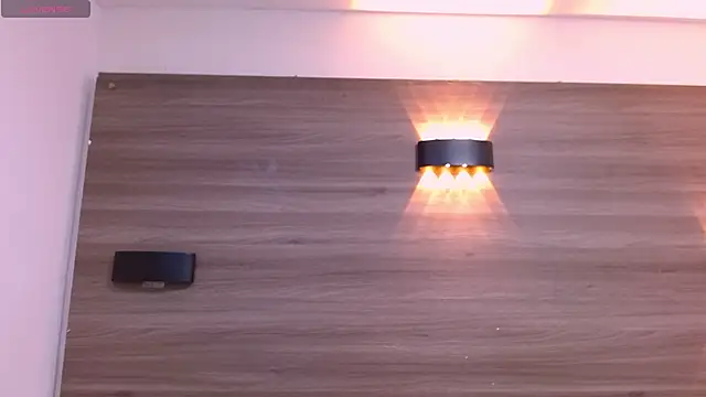 Snapshot of Cutie_Shy_ chatting on 02.21.25 Cutie Shy online show from 02.21.25