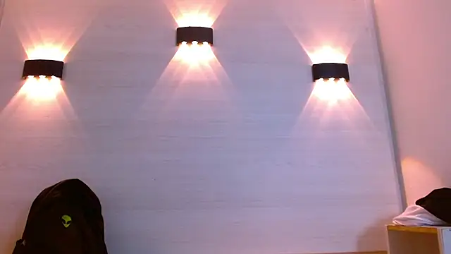 Snapshot of Cutie_Shy_ chatting on 11.25.25 Cutie Shy online show from 11.25.25