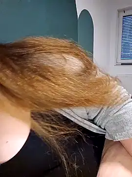  Julie x online show from 01.04.25