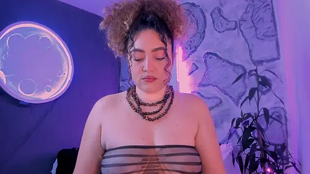 Snapshot of Kateryn_ chatting on 06.19.26 Kateryn online show from 06.19.26