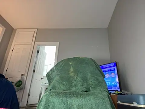 ChiRaqb8 online show from 02.13.26