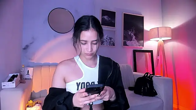 Snapshot of lara_madisson chatting on 02.09.26 lara madisson online show from 02.09.26