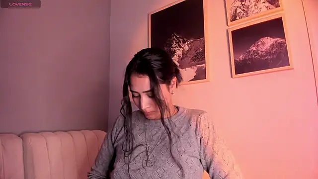 Snapshot of lara_madisson chatting on 08.01.26 lara madisson online show from 08.01.26