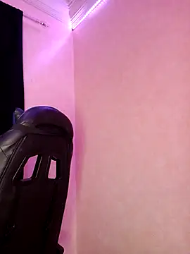 Snapshot of ---sophia--- chatting on 12.02.25 ---sophia--- online show from 12.02.25